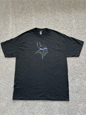 Minnesota Vikings T-Shirt Mens XL NFL Football Fan Graphic Tee NWOT